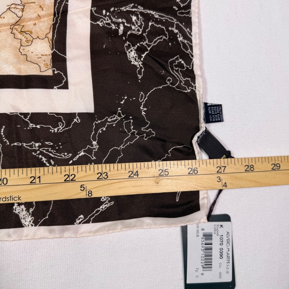 Alviero Martini 1A Classe Scarf OS Brown Geo Map Print 100% Silk Made in Italy - Picture 7 of 10